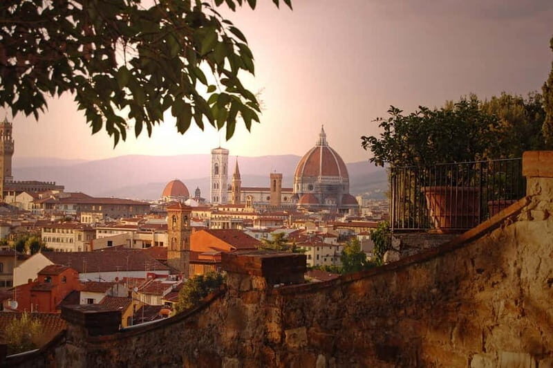 Florence in 1 Day: Renaissance Tour from Rome - The Duomo area: Santa Maria del Fiore in short guided bursts