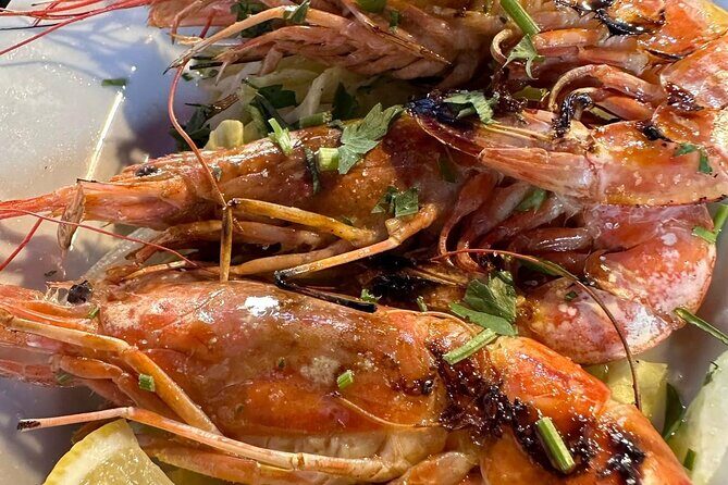 food Tour in the Spanish Quarter of Naples - Fish cuoppo: the cone that screams Naples street food