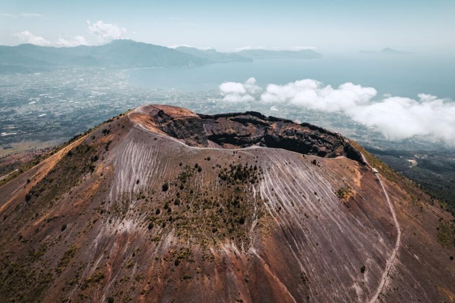 From Amalfi: Pompeii and Mount Vesuvius Private Day Trip - The transfer and the lunch break that prevents burnout