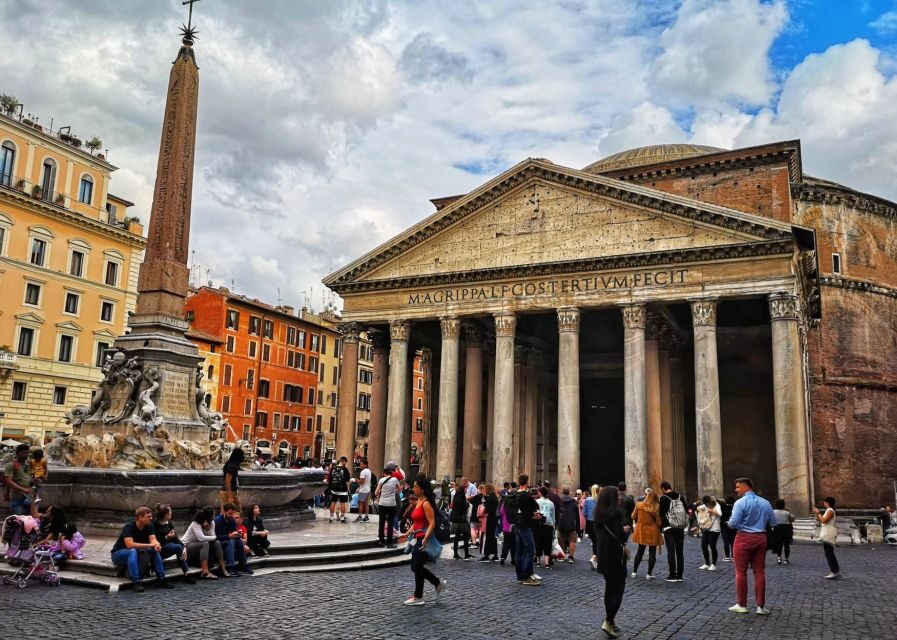 From Civitavecchia: Private Rome Highlights Tour w/ Tickets - Lunch at a local restaurant that fits the clock