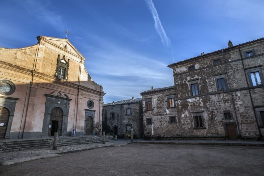 From Civitavecchia: the Dying City and Monster Park Tour - Touring strategy inside Monster Park (so you don’t feel rushed)
