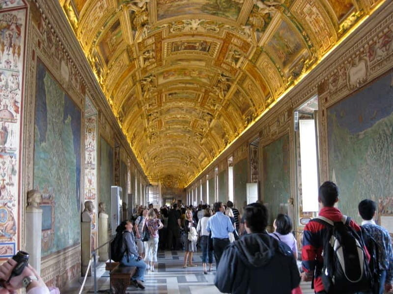 From Civitavecchia: Vatican Museums and Sistine Chapel Tour - Getting Past the Entrance Maze: skip-the-line that actually saves time