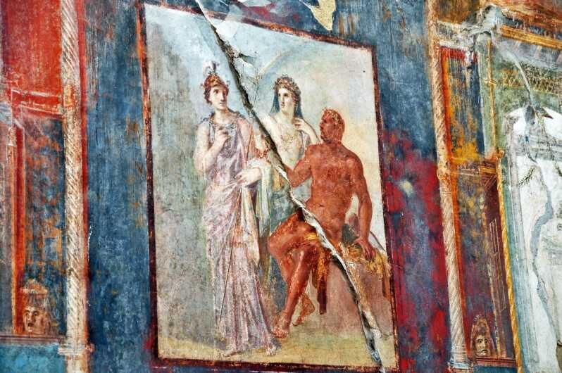 From Naples: Archeological day to Pompeii and Herculaneum - Ercolano (Herculaneum) first: 2.5 hours among the ash-preserved streets