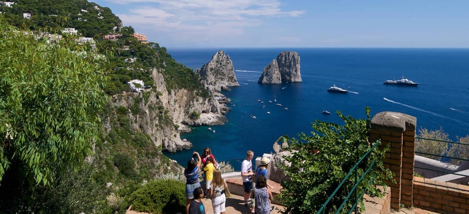 From Naples: Complete Capri Guided Boat and Bus Tour - Timing Realities: Capri Is Crowded, So Plan for Movement