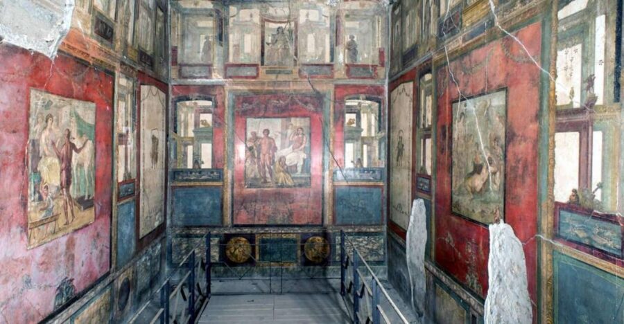 From Naples: Day Trip to Pompeii with skip the line - Where you’ll start in Naples: meeting point and timing reality