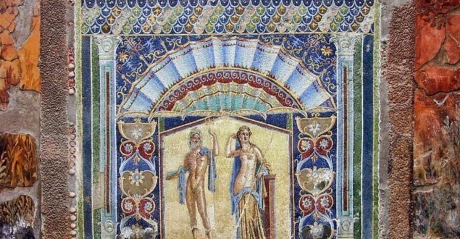 From Naples: Pompeii and Herculaneum VIP Tour with Lunch - Ercolano (Herculaneum): Frescos, Doorways, and a Different Feeling