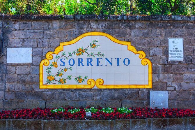 From Naples Port: Sorrento & Pompeii With Limoncello Tasting - Sorrento’s free time: how to use 1 hour well