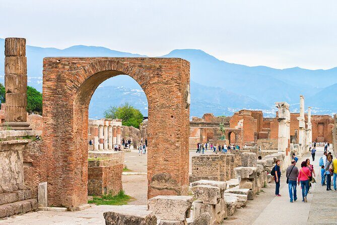 From Naples: Private Tour Pompei and Sorrento with lunch - Starhotels Terminus Meeting Point and Pick-Up Reality