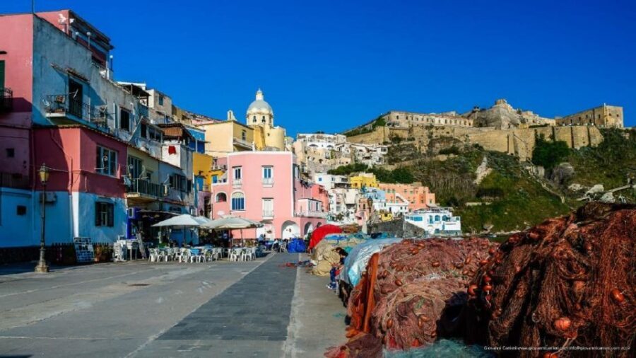From Naples: Procida Island Day Trip with Lunch - How your on-island time actually feels (and why that’s good)