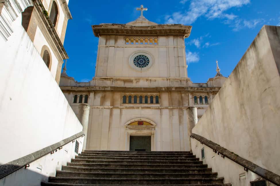 From Naples: Sorrento, Positano and Amalfi Full-Day Tour - The guide-driver team is the secret ingredient