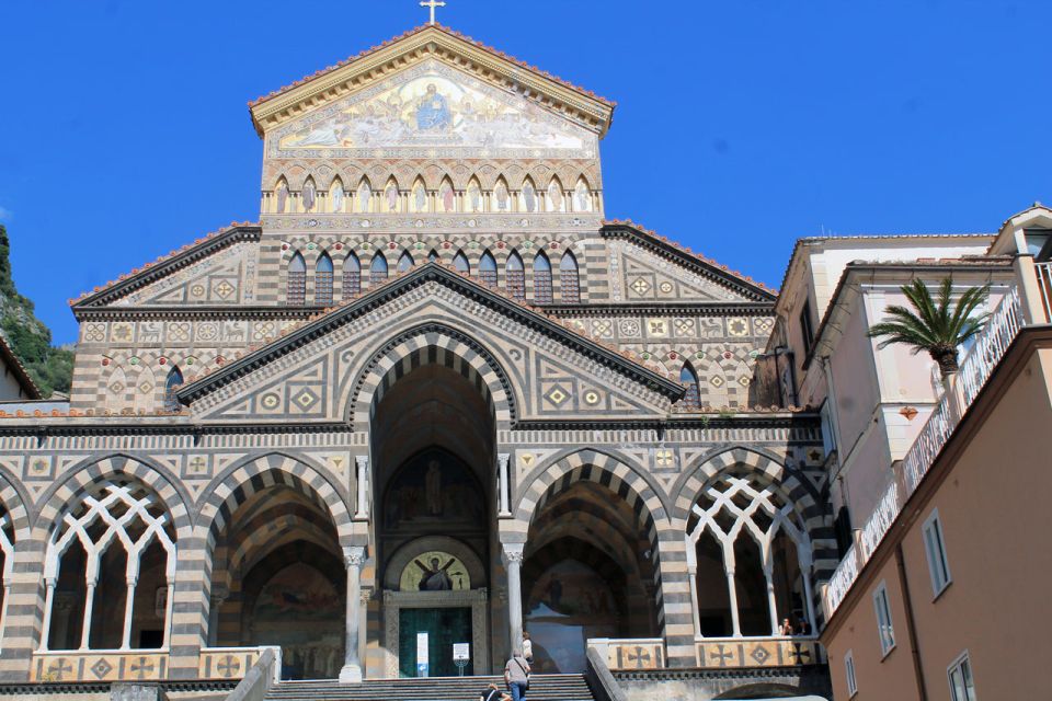 From Naples: Sorrento, Positano, and the Amalfi Coast Tour - The driver-and-guide combo: Ariana and Mario G make the coast workable