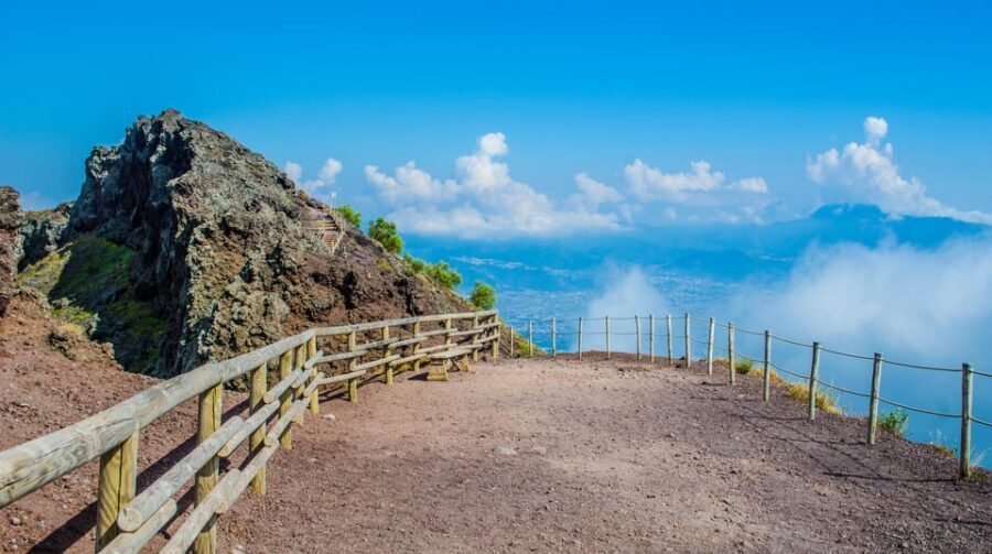 From Naples_ Vesuvius easy transfer+tickets and audioguide - From the 1,000-Meter Stop to the Crater: Timing and Real Expectations