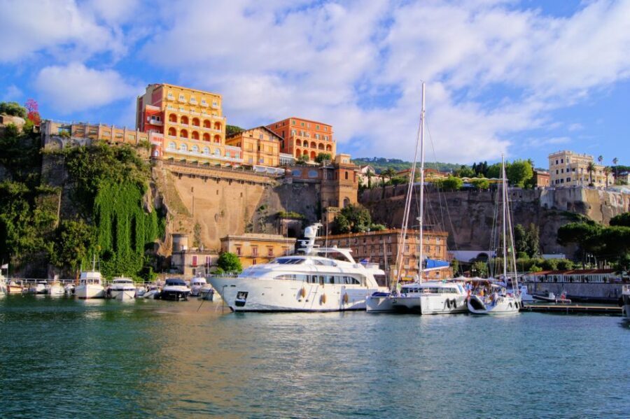 From Rome: 3-Day Tour to Pompeii, Sorrento & Capri - Sorrento hotel and dinners: A base that affects how much you enjoy the coast