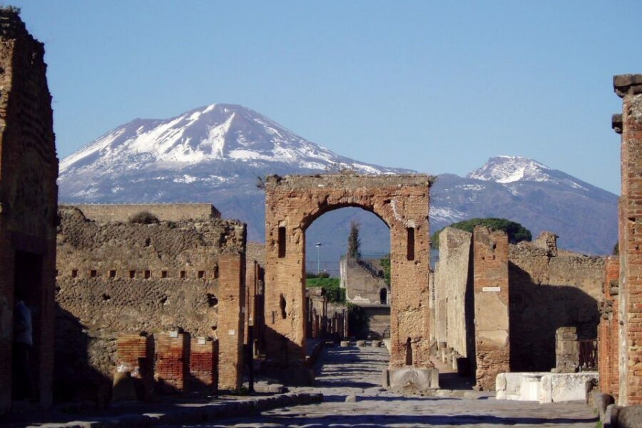 From Rome: Amalfi Coast and Pompeii Tour - Positano lunch and free time: where to spend your minutes