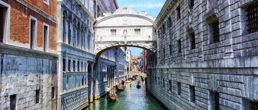 From Rome: Full-Day Small Group Tour to Venice by Train - St. Mark’s Basilica time: what to expect from a short visit