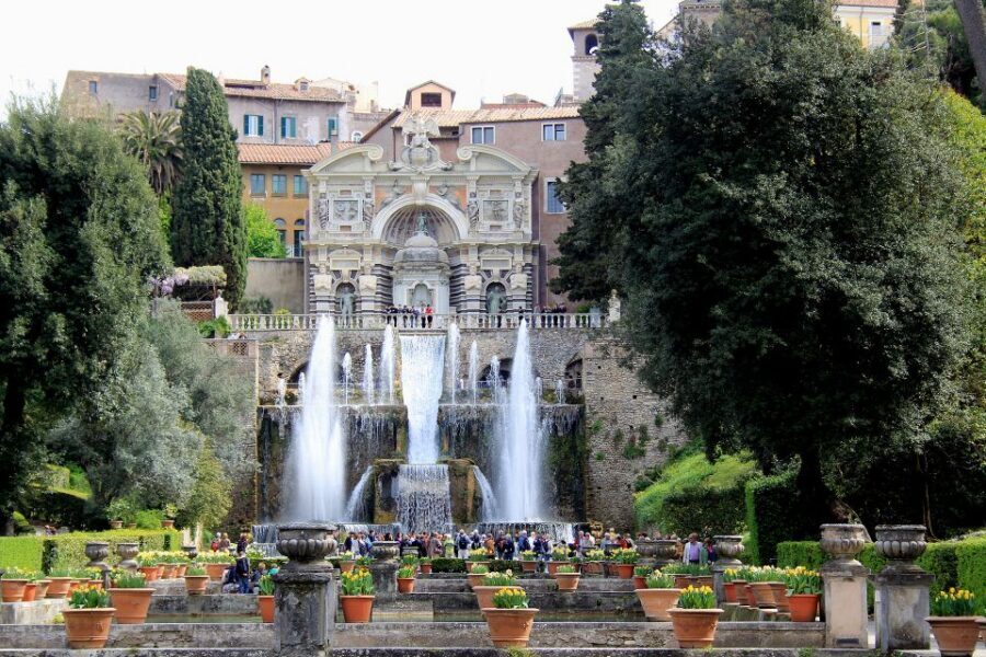 From Rome: Hadrian's Villa & Villa d'Este Day Trip & Lunch - Lunch in Tivoli: good break, set menu reality check