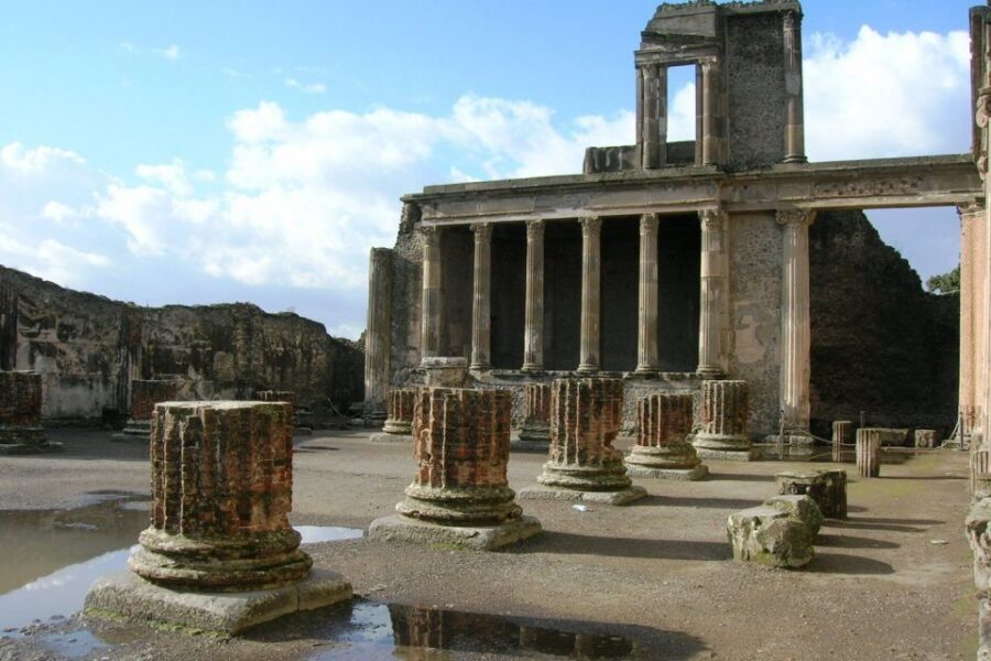 From Rome: Pompeii and Herculaneum by High-Speed Train - The Day-to-Day Logistics That Affect How Much You Enjoy It