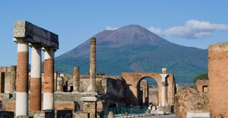 From Rome: Pompeii and Naples, Full Day Tour with Lunch - Key things I’d bank on before you go