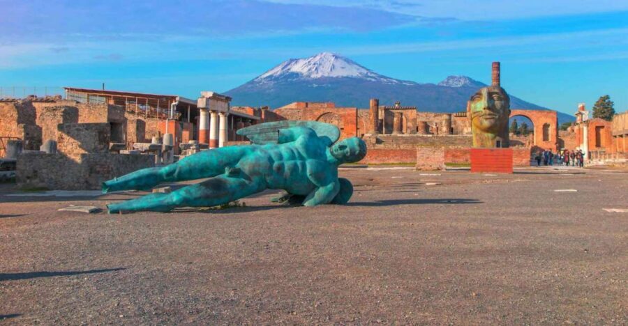 From Rome: Pompeii Day Trip by Fast Train and Car - Skip-the-line entry and a 2.5-hour archaeologist-led walk in Pompeii
