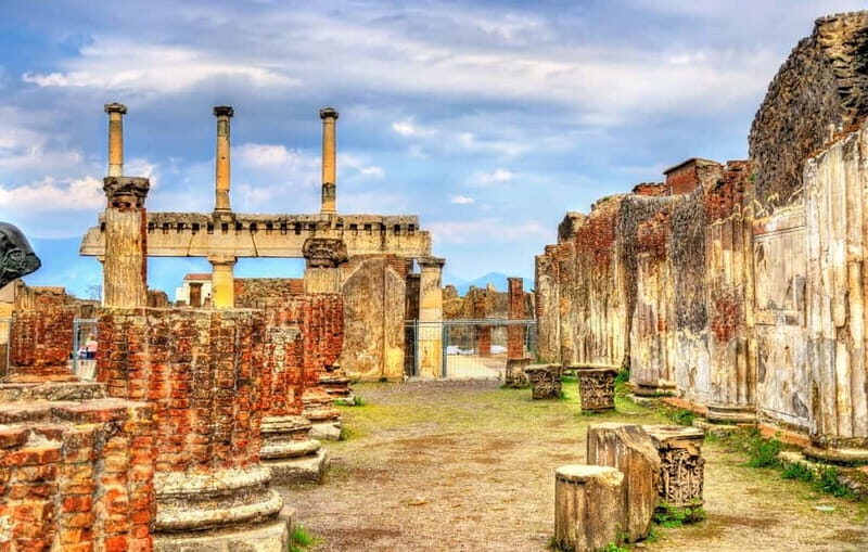 From Rome: Pompeii Guided Tour with Lunch - From Rome to Pompeii: the flow of the day