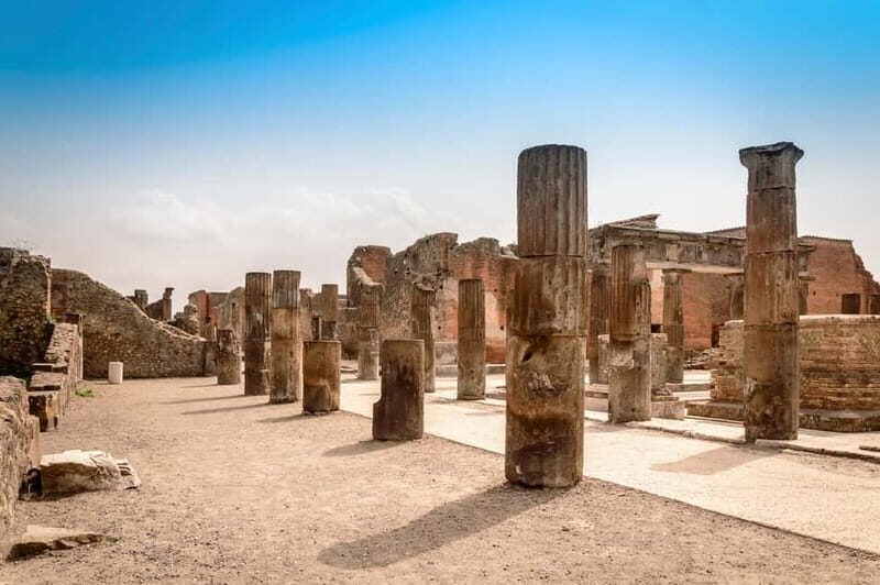 From Rome: Pompeii Guided Tour with Lunch - Lunch in Pompeii: included Italian comfort with a practical mindset