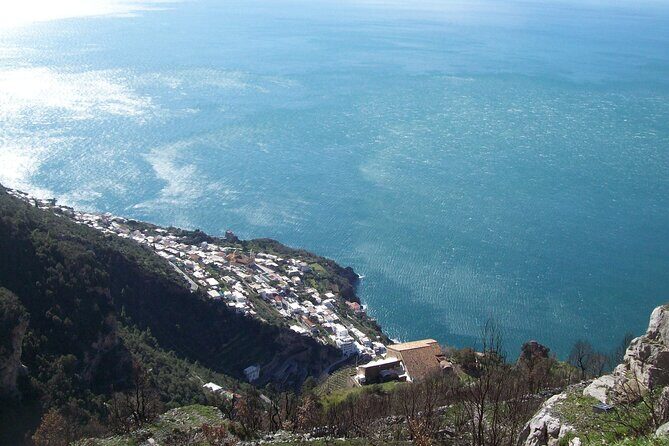 Full-Day Boat Tour in Sorrento and Amalfi Coast from Naples - Amalfi and Positano: two hours each to actually enjoy the towns