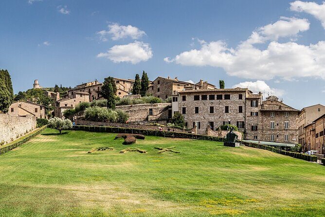 Full-Day Guided Historical Tour of Cascia and Assisi - Getting to Umbria: Rome Pickup and the Early Start Reality
