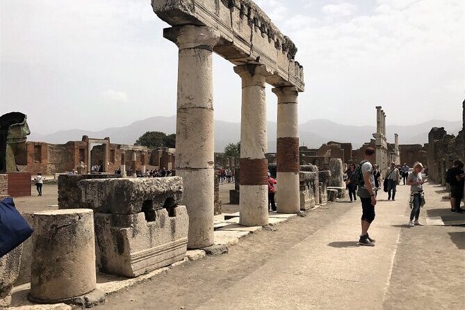 Full-Day Private Tour of Pompeii and Amalfi Coast from Rome - Your Amalfi choice: Positano or Sorrento (and why it matters)