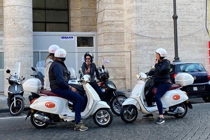 Full Day Scooter Rental in Rome - GPS navigation and Rome rules: how to avoid the big headaches