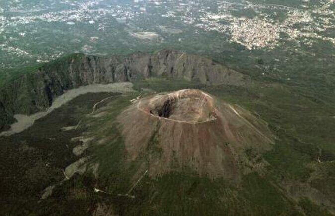 Full-Day Tour to Pompeii and Vesuvius with lunch from Naples - Key things to know before you go