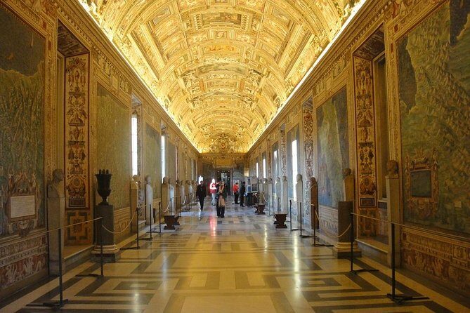 Full Guided Tour of the Vatican and Sistine Chapel - Skip-the-line entry that makes your Vatican time feel shorter