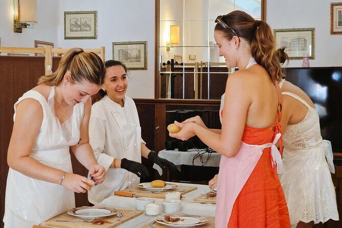 Gelato and Fettuccine Pasta Cooking Class in Rome Piazza Navona - Who should book this class (and who might skip it)