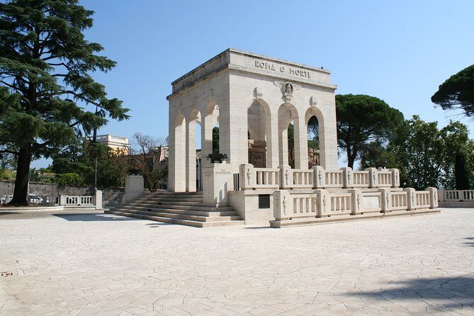 Gianicolo to Trastevere: Italy's Independence trail with GELATO - Bramante’s Tempietto: Renaissance art without the long lines