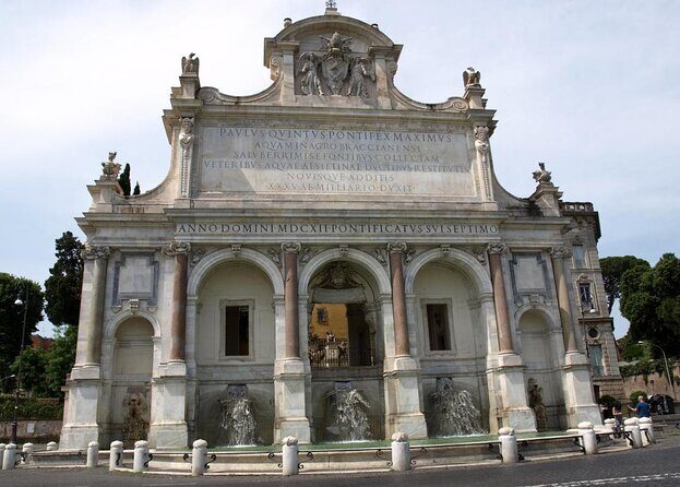 Gianicolo to Trastevere: Italy's Independence trail with GELATO - Garibaldi and Anita on the slope: monuments tied to 1849