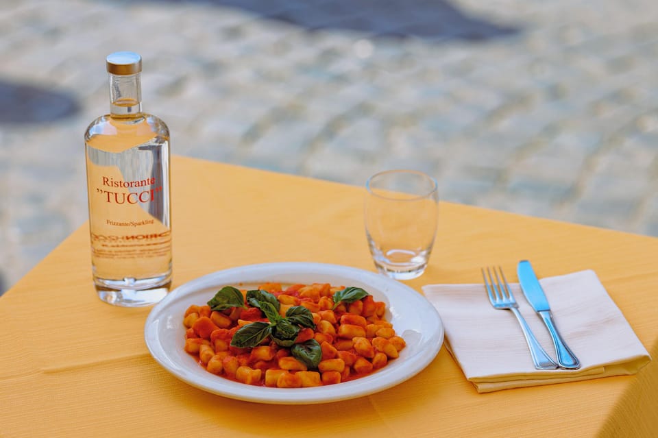 Gnocchi Cooking Class in Rome - Piazza Navona - Group size and instructor attention: why max 6 matters