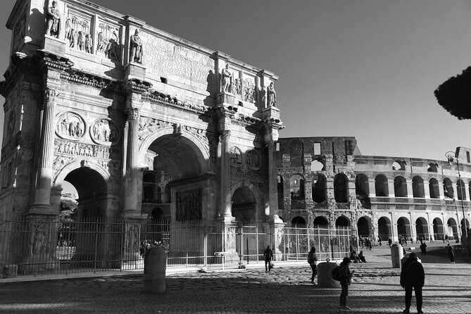 Golf Cart VIP tour of Rome with Driver and Tour Guide (3 or 5hrs) - Roman Forum viewpoint: the heart of ancient Rome, in a short pause