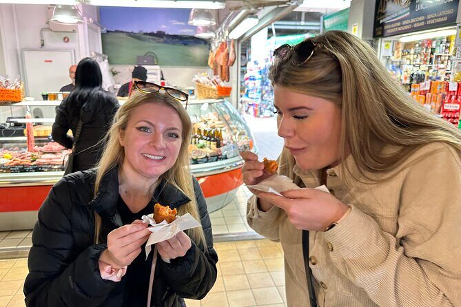 Gourmet Street Food and Guided Sightseeing Tour In Rome - Group size and pace: The sweet spot for seeing Rome without burning out