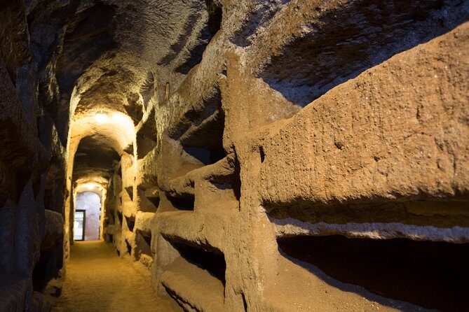 Group tour: Christian Catacombs - Language and accessibility: can most people do it?