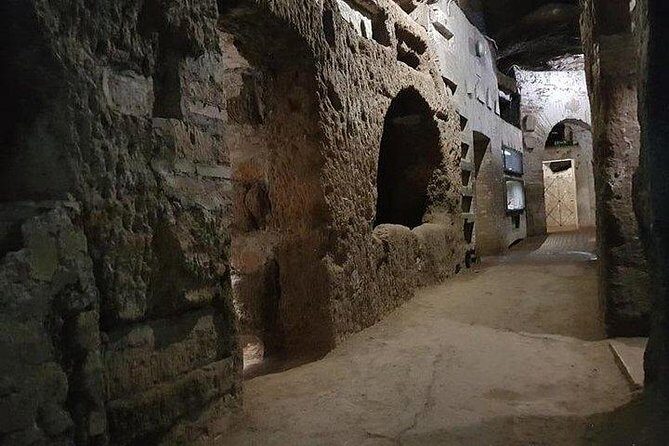 Group tour: Christian Catacombs - Santa Domitilla Catacombs when San Callisto is closed