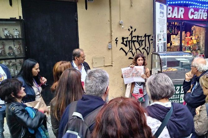 Guide tour in Naples downtown with an art expert - Duomo di Napoli: a free stop that anchors your understanding