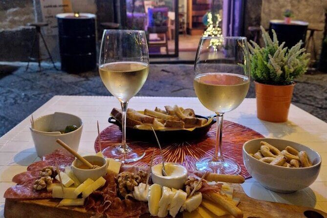 Guided, FUN Wine Tasting with Trivia Games, Napoli - Why This Naples Wine Tasting Feels Like a Friendly Lesson