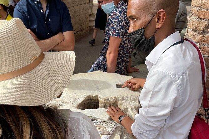 Guided Group Tour of Colosseum, Roman Forum and Palatine Hill - Headsets, Pace, and Group Size: How the Tour Stays Manageable