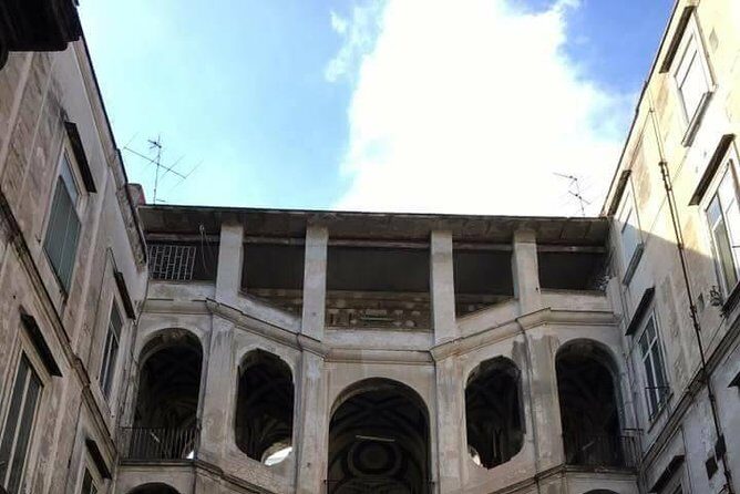 Guided tour of the Sanità District with an art expert - Santa Maria della Sanità: free access and a quick, meaningful reset