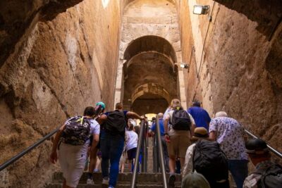 Guided Tour to the Palatine Coliseum and Roman Forum - Getting started at Via di S. Giovanni in Laterano (Gladiator Tours by MyBar)