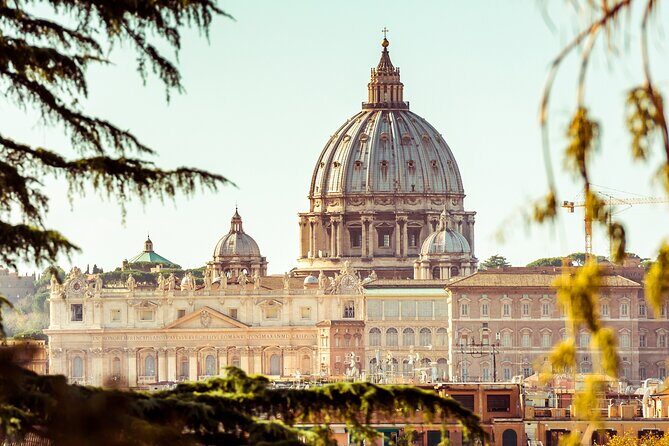 Guided Walking Tour in Vatican with Entry Ticket - Your 10:00 Start, Small Group Pace, and Managed Meeting