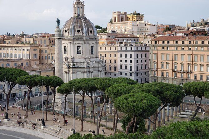 Guided Walking Tour of Rome: Top Sights & Baroque Treasures - Trevi Fountain: the famous stop, timed for real photos