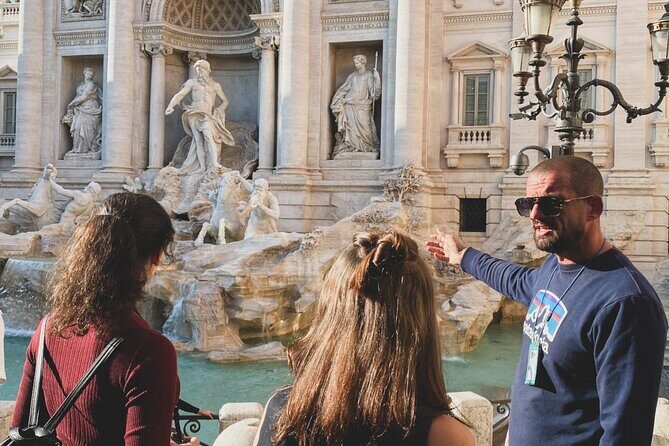 Guided Walking Tour of Rome: Top Sights & Baroque Treasures - Palazzo Venezia: Venice in Rome, plus the Italy-unification story