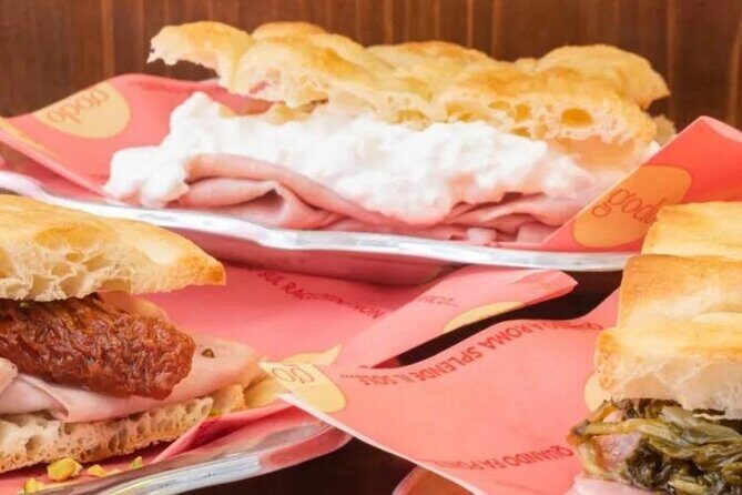 Guided Walking Tour of the Secret of Rome with Roman Tasting - Tempio di Adriano in Piazza di Pietra: Old Stones, Big View
