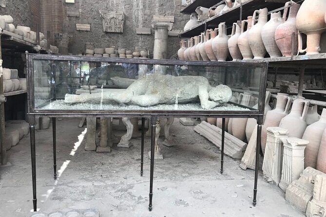 Half-Day Exclusive Private Tour of Pompeii and Herculaneum - Herculaneum (Ercolano): why it’s often more emotionally readable