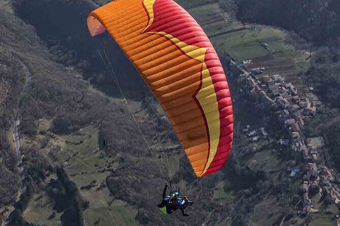 Half day private paragliding experience - ADVENTURE FLIGHT - 30–40 minutes aloft: what you actually get